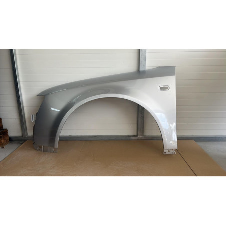 Audi A4 B6 Blotnik - LY7W - Okazja/Nowy! Lewy