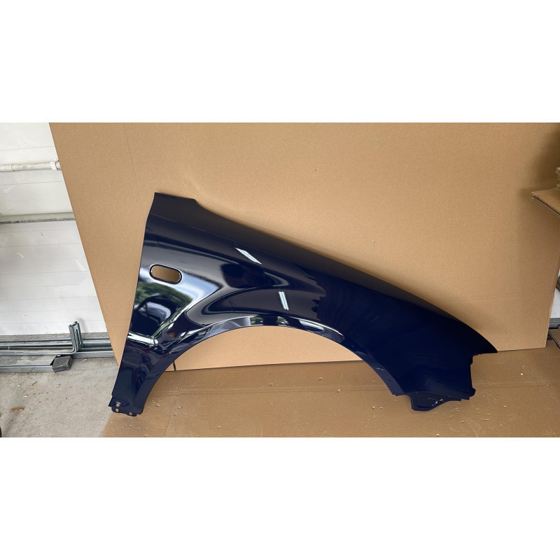 Volkswagen Passat B5 Blotnik LA5E Ocynk/Nowy Prawy