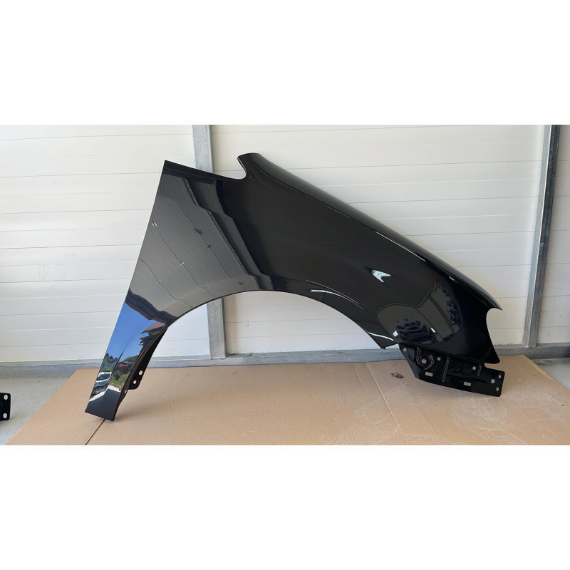 Volkswagen Touran I - Blotnik - LC9Z - Ocynk/Nowy! Prawy