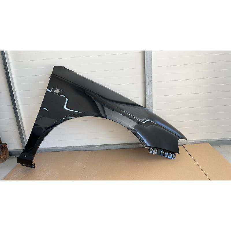 Audi A3 8L FL Blotnik - LY9B - Okazja/Nowy! Prawy