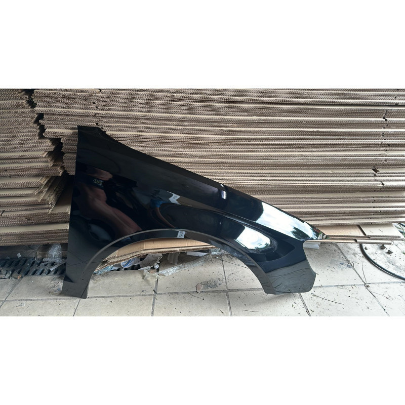 Audi A3 8V Sedan Blotnik - LY9B - Ocynk/Nowy Prawy